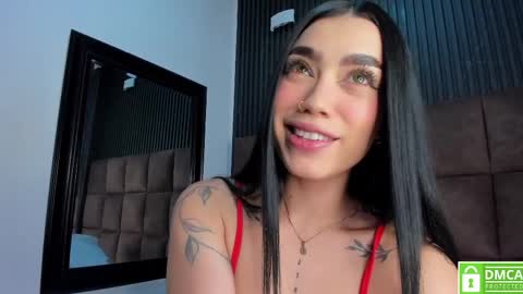 scarlet__jones_ online show from 04-05-26, 05:37