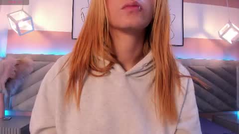 Snapshot of scarlet__rossi chatting on 06-10-26, 03:18 scarlet__rossi online show from 06-10-26, 03:18