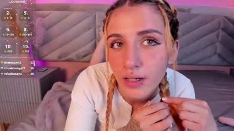 Snapshot of scarlet__rossi chatting on 07-07-26, 06:47 scarlet__rossi online show from 07-07-26, 06:47