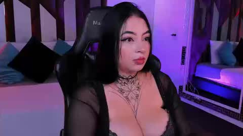 Snapshot of scarlet_ceretti1 chatting on 03-17-26, 10:35 scarlet_ceretti1 online show from 03-17-26, 10:35