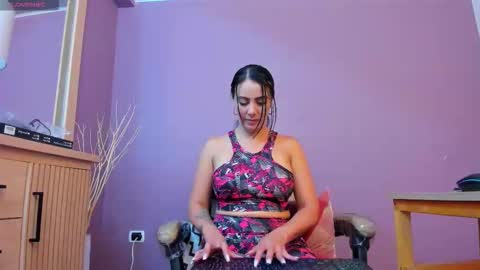 Scarlet Edwars online show from 09-24-25, 06:00