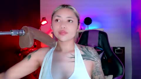 scarlet_gold online show from 01-13-26, 05:13