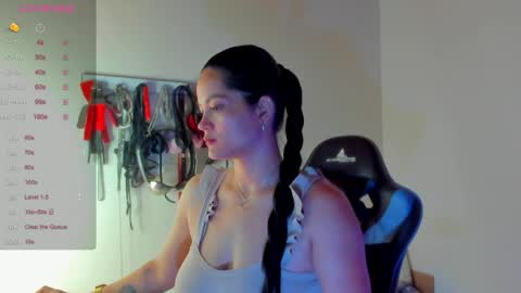 scarlet taylor kennedy online show from 05-08-26, 08:25