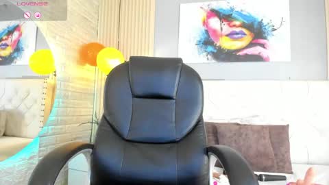 Scarlet online show from 04-27-26, 12:52