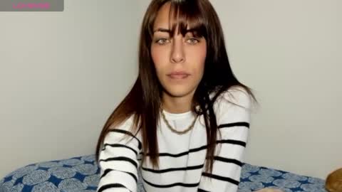 Snapshot of scarletbrow chatting on 12-18-24, 06:43 scarlet online show from 12-18-24, 06:43