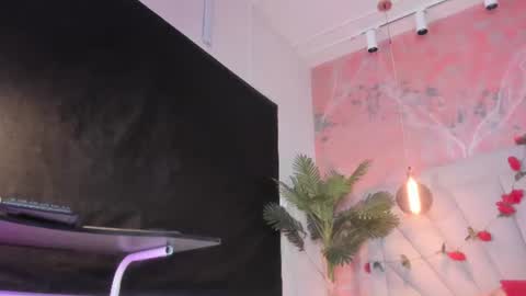 Scarlet Dayana online show from 07-13-26, 12:08