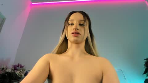Amira online show from 04-30-26, 06:31