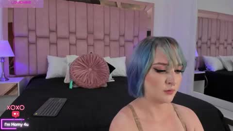 Snapshot of scarletgodd chatting on 11-24-25, 08:19 Scarlet online show from 11-24-25, 08:19