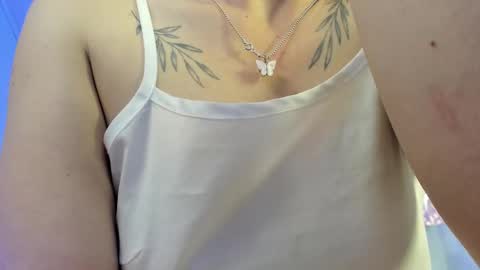 Scarlet  online show from 11-29-25, 06:49