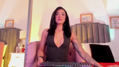              online show from 02-21-25, 11:33