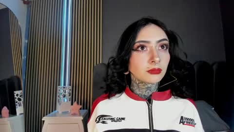 Snapshot of scarleth_fg_ chatting on 04-27-26, 11:14 Scarleth online show from 04-27-26, 11:14