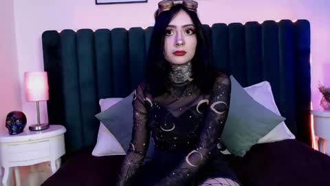 Snapshot of scarleth_fg_ chatting on 04-30-26, 01:23 Scarleth online show from 04-30-26, 01:23