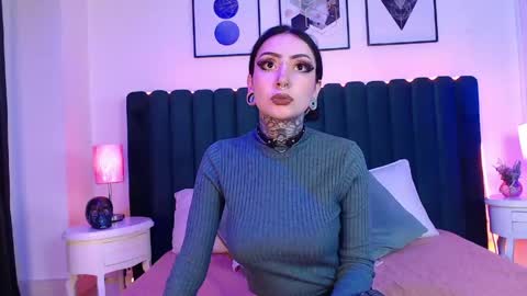 Snapshot of scarleth_fg_ chatting on 05-04-26, 11:12 Scarleth online show from 05-04-26, 11:12