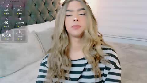 Snapshot of scarleth_sweety chatting on 11-15-25, 02:42 scarleth_sweety online show from 11-15-25, 02:42