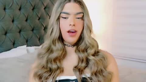 Snapshot of scarleth_sweety chatting on 03-04-26, 12:05 scarleth_sweety online show from 03-04-26, 12:05