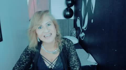 Snapshot of scarlethoot_ chatting on 12-07-24, 03:08 S C A R L E T online show from 12-07-24, 03:08