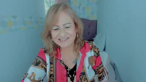 Snapshot of scarlethoot_ chatting on 12-20-24, 03:31 S C A R L E T online show from 12-20-24, 03:31