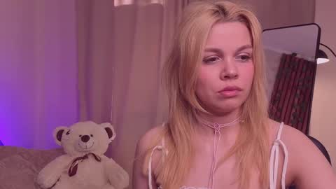 scarletmarney online show from 05-09-26, 03:23