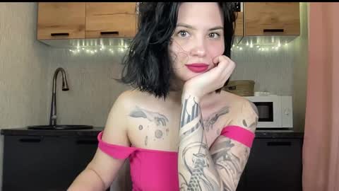 Snapshot of scarletpetal chatting on 02-01-26, 01:20 scarletpetal online show from 02-01-26, 01:20