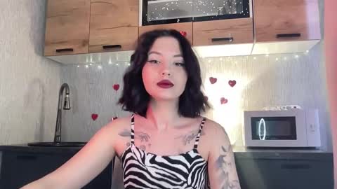 Snapshot of scarletpetal chatting on 02-25-26, 08:46 scarletpetal online show from 02-25-26, 08:46