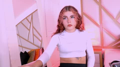 Snapshot of scarletpunk_ chatting on 02-28-25, 04:10 Scarlet online show from 02-28-25, 04:10