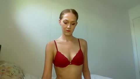 Snapshot of scarletsatine chatting on 12-14-24, 07:18 Scarlet Satine online show from 12-14-24, 07:18