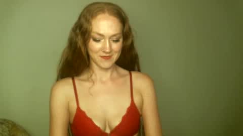 Snapshot of scarletsatine chatting on 01-05-25, 11:04 Scarlet Satine online show from 01-05-25, 11:04