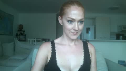 Snapshot of scarletsatine chatting on 02-02-26, 06:23 Scarlet Satine online show from 02-02-26, 06:23
