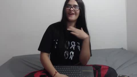 Scarlett online show from 05-17-26, 06:59