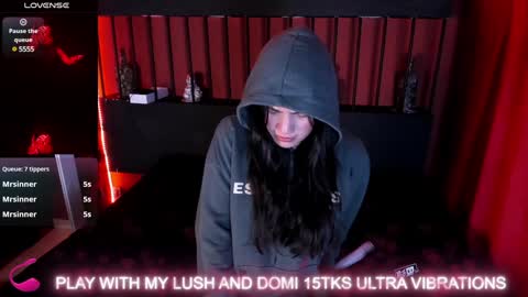 Snapshot of scarlett__fox__ chatting on 12-16-24, 05:43 SCARLETT FOX online show from 12-16-24, 05:43