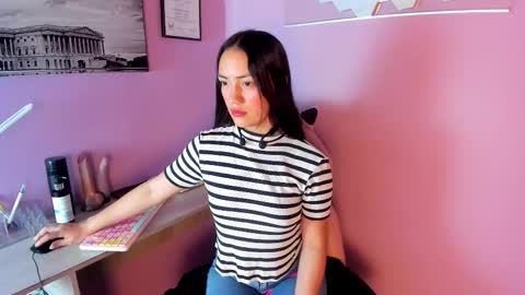 Snapshot of scarlett__fox__ chatting on 02-25-25, 11:08 SCARLETT FOX online show from 02-25-25, 11:08