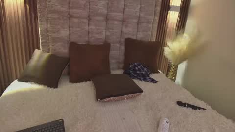 Scarlett Collins online show from 03-06-25, 06:41