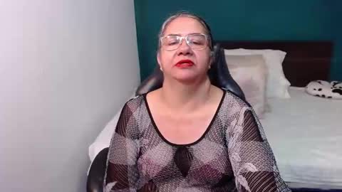 Scarlett  online show from 11-11-25, 01:27