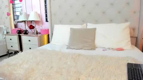 scarlett_leblanc_ online show from 07-31-26, 01:43