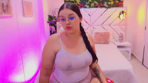scarlett montoya  online show from 10-16-25, 11:22