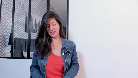 Scarlett online show from 01-20-25, 01:53