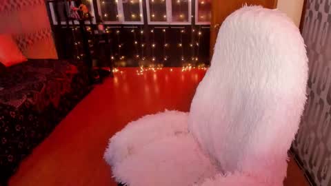 Scarlett online show from 01-14-25, 06:28