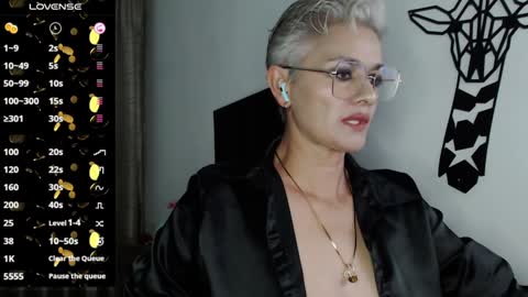 Scarlett online show from 01-19-25, 12:06