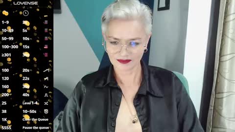 Scarlett online show from 02-25-25, 12:03