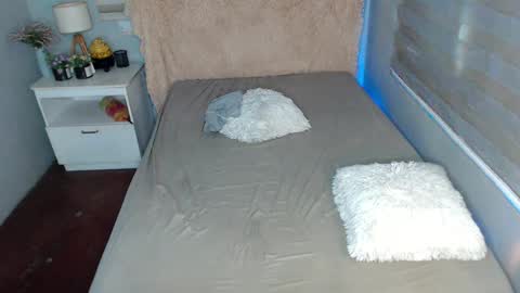    online show from 03-09-25, 05:22