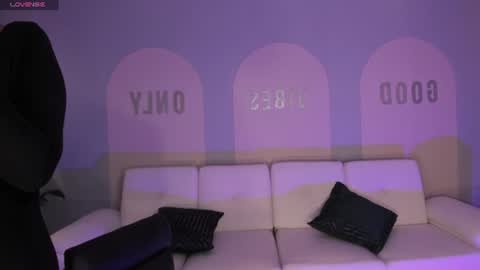 Snapshot of scarlettblaze1 chatting on 07-31-26, 11:53 Sacrlett Blaze online show from 07-31-26, 11:53