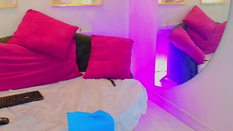 SCARLETTE online show from 04-21-26, 02:51