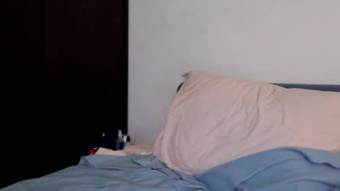 Scarlett online show from 10-24-25, 04:25