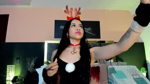 Snapshot of scarlettorres chatting on 12-18-25, 06:58 scarlettorres online show from 12-18-25, 06:58