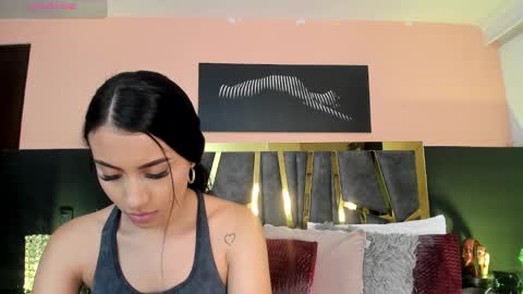 Snapshot of scarlettorres chatting on 12-20-25, 03:08 scarlettorres online show from 12-20-25, 03:08