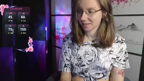 Snapshot of scarlettsrose chatting on 03-07-26, 03:20 Scarlett online show from 03-07-26, 03:20