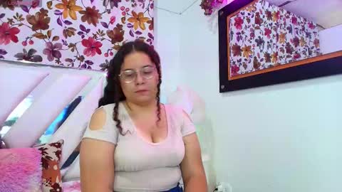 Scarlet online show from 10-20-25, 12:27