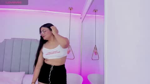 Scarlett Whitmore online show from 11-30-25, 05:00