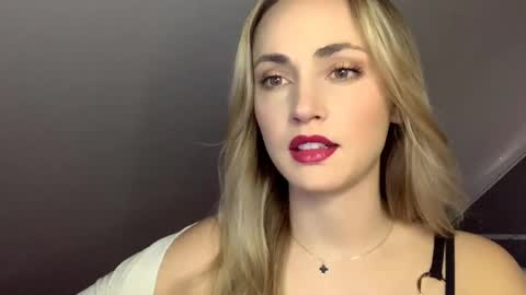 ScarlettxBlonde online show from 05-02-26, 02:22