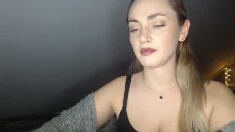 Snapshot of scarlettxblonde chatting on 06-04-26, 08:26 ScarlettxBlonde online show from 06-04-26, 08:26